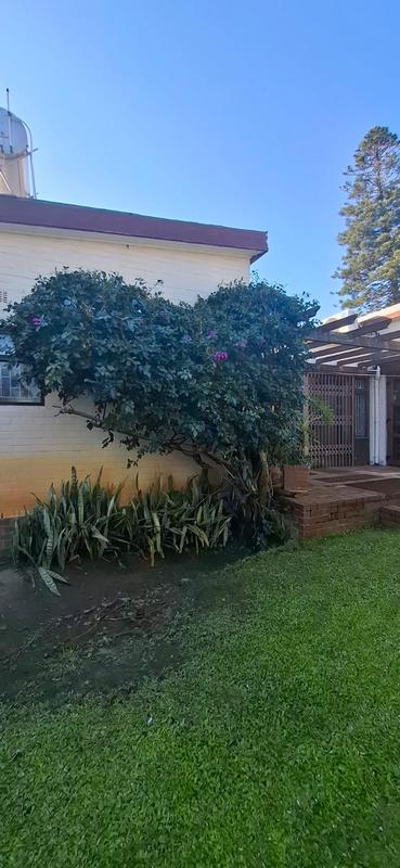 6 Bedroom Property for Sale in Cravenby Western Cape
